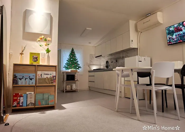Min\'S Home